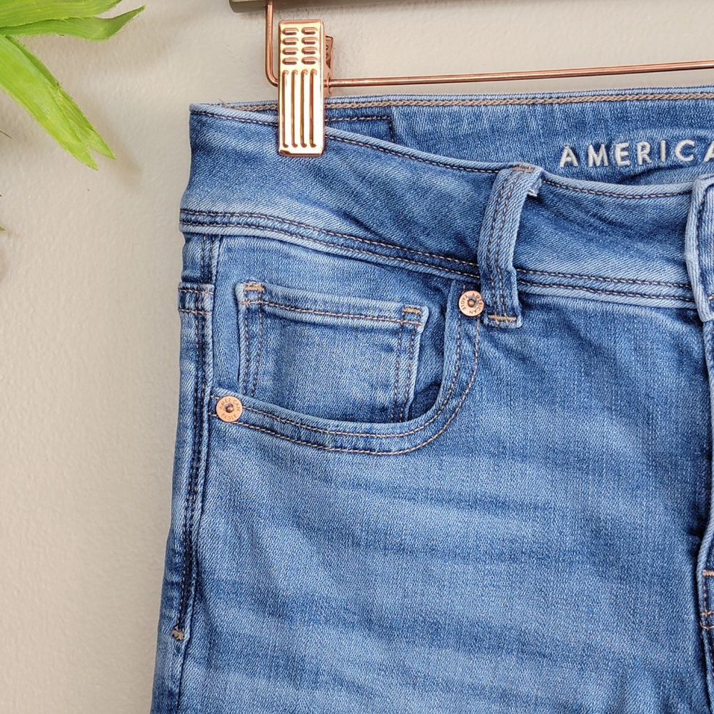 American Eagle Kick Boot Bootcut Jeans Mid Rise Medium Blue Wash Flare AE 4 - Picture 3 of 11